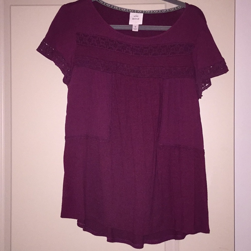 Short sleeve wine top!